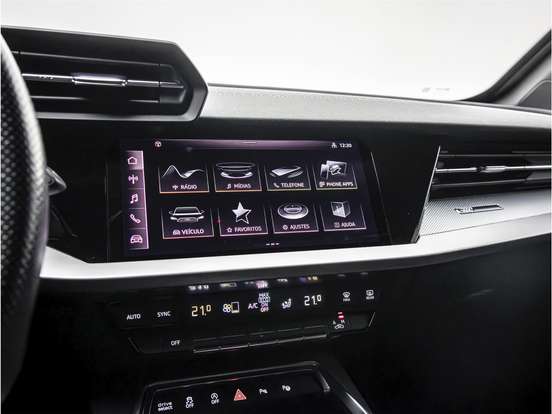 AUDI-A3-2021