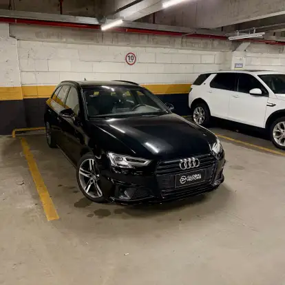 AUDI-A4-2019