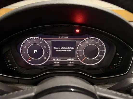 AUDI-A4-2019