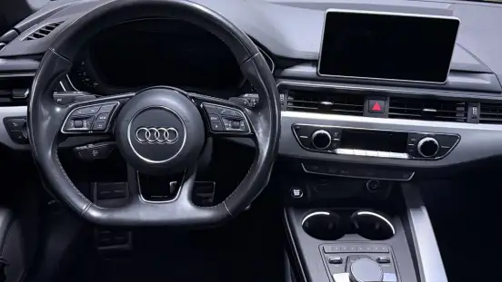 AUDI-A4-2019