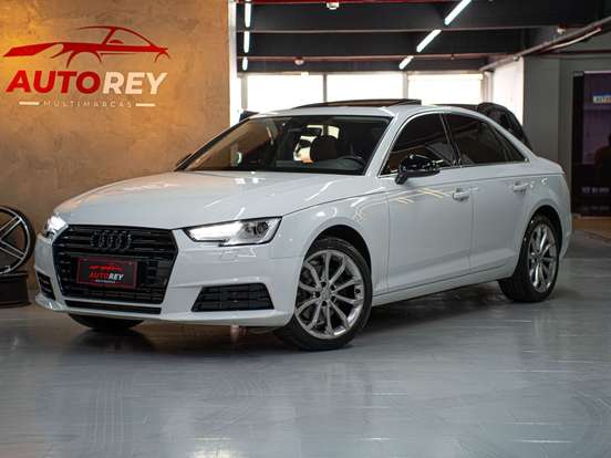 AUDI-A4-2017