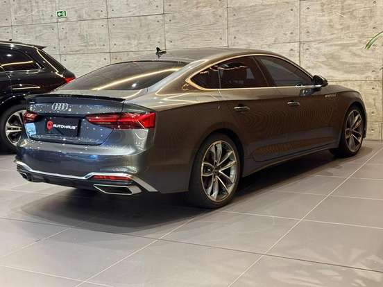 AUDI-A5-2022