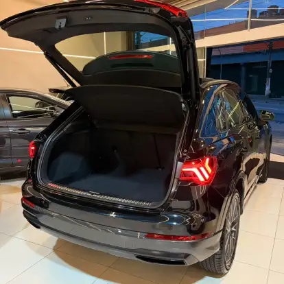 AUDI-Q3-2020