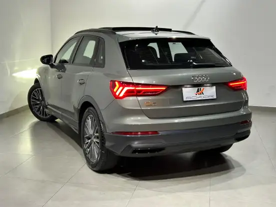 AUDI-Q3-2020