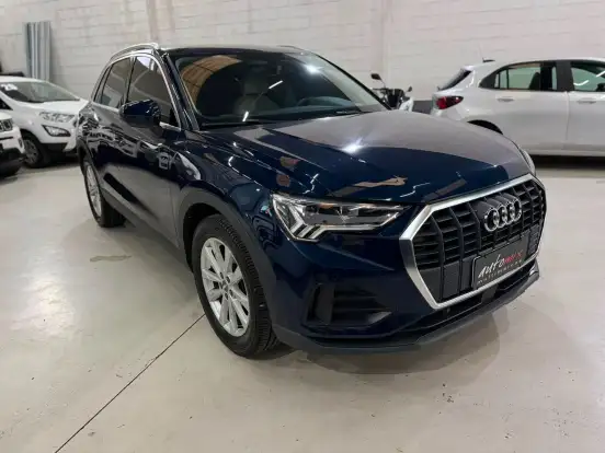 AUDI-Q3-2019