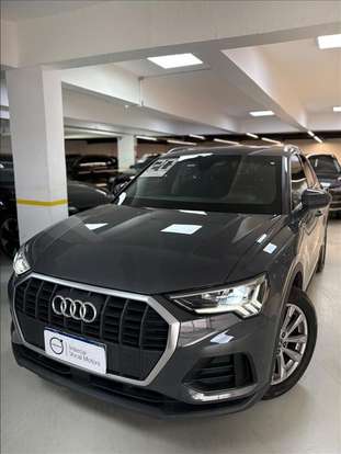 AUDI-Q3-2020