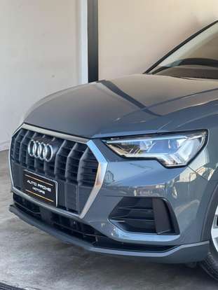 AUDI-Q3-2020