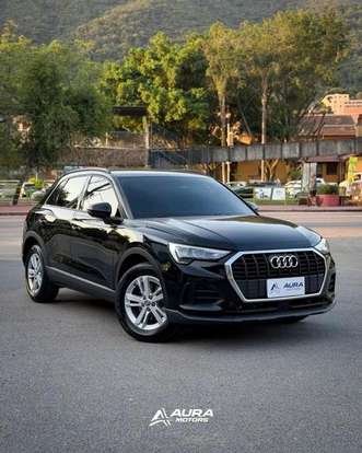 AUDI-Q3-2020