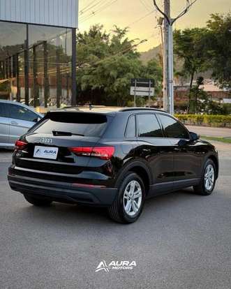 AUDI-Q3-2020