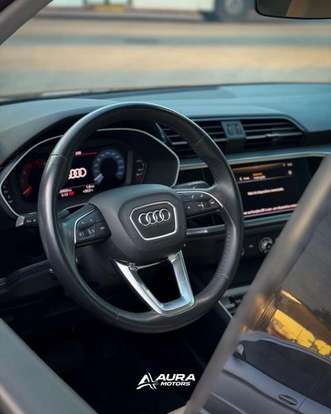 AUDI-Q3-2020
