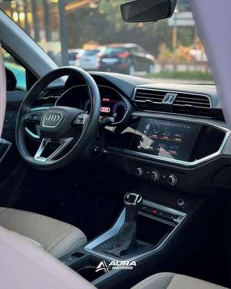 AUDI-Q3-2020