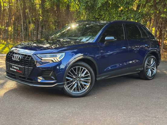 AUDI-Q3-2022