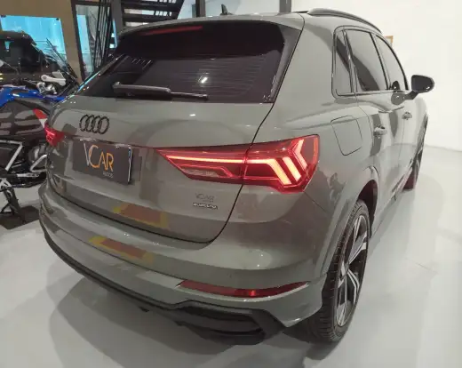 AUDI-Q3-2024