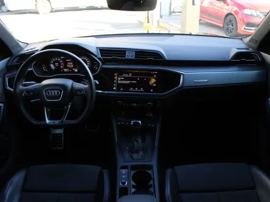 AUDI-Q3-2.0 40 TFSI GASOLINA PERFORMANCE BLACK QUATTRO TIPTRONIC AUDI-Q3-2023