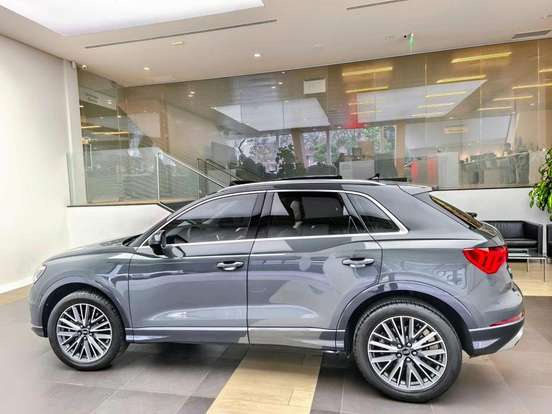 AUDI-Q3-2.0 40 TFSI GASOLINA PERFORMANCE QUATTRO TIPTRONIC AUDI-Q3-2024