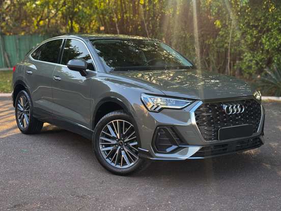 AUDI-Q3-2024