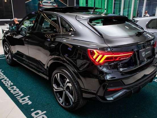 AUDI-Q3-2.0 40 TFSI GASOLINA SPORTBACK PERFORMANCE BLACK PLUS QUATTRO TIPTRONIC AUDI-Q3-2024