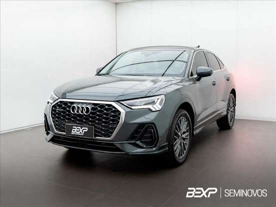 AUDI-Q3-2023