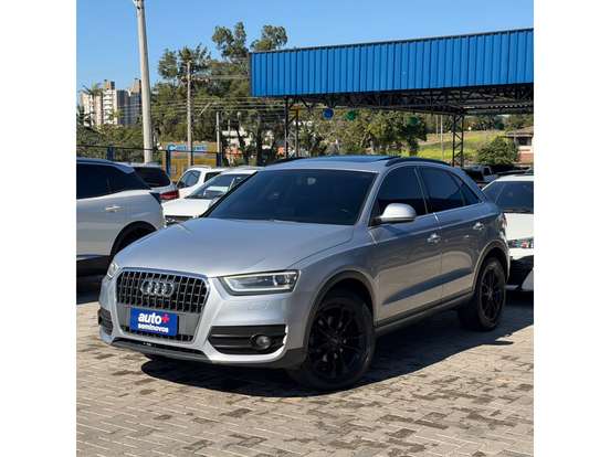 AUDI-Q3-2015