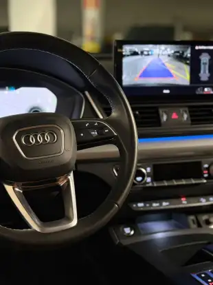 AUDI-Q5-2022