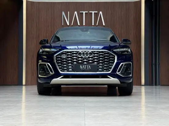 AUDI-Q5-2021