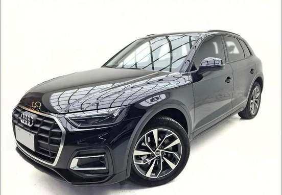 AUDI-Q5-2023