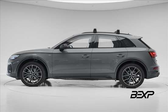 AUDI-Q5-2021