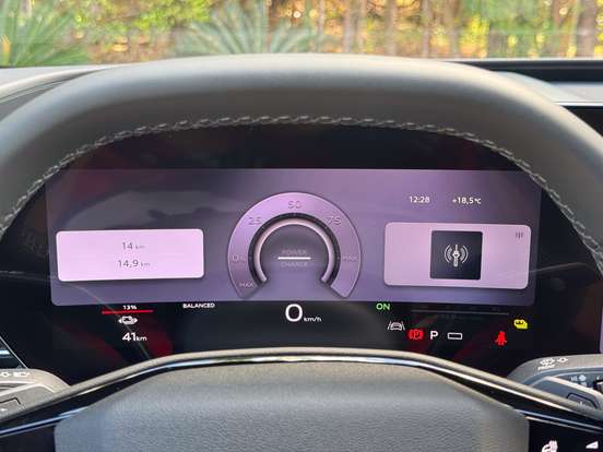 AUDI-Q6 E-TRON-2026