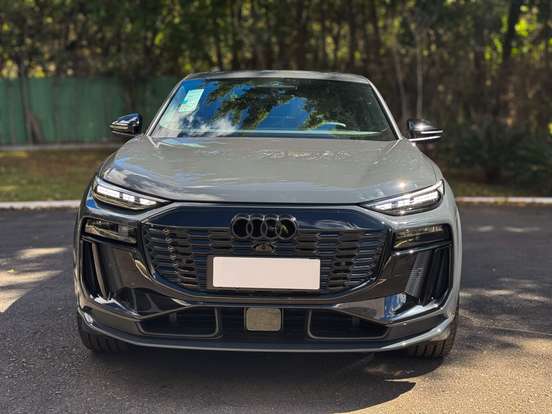 AUDI-Q6 E-TRON-2026