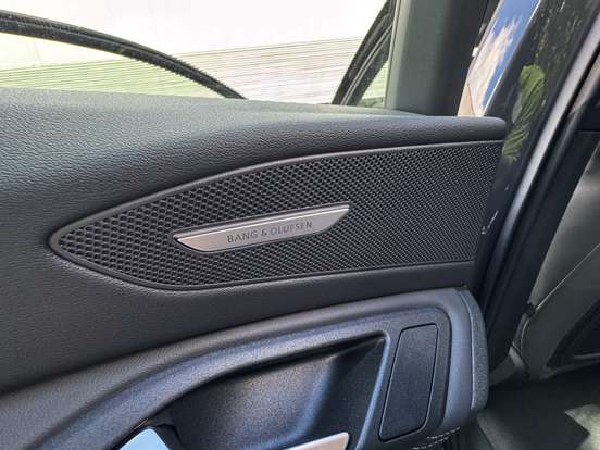 AUDI-Q6 E-TRON-2026