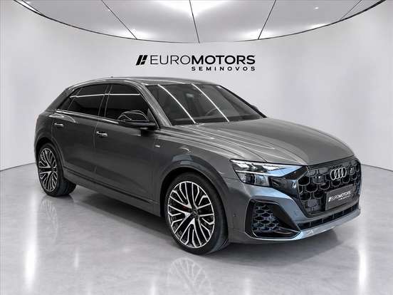 AUDI-Q8-2025