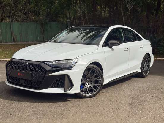 AUDI-RS3-2025
