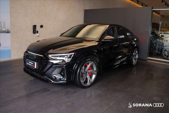 AUDI-SQ8 E-TRON-2023