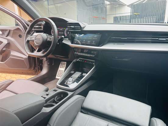 AUDI-A3-2023