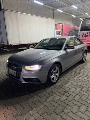 AUDI A4 1.8 TFSI ATTRACTION GASOLINA 4P MULTITRONIC