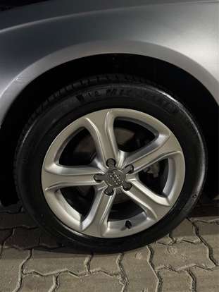 AUDI-A4-2015