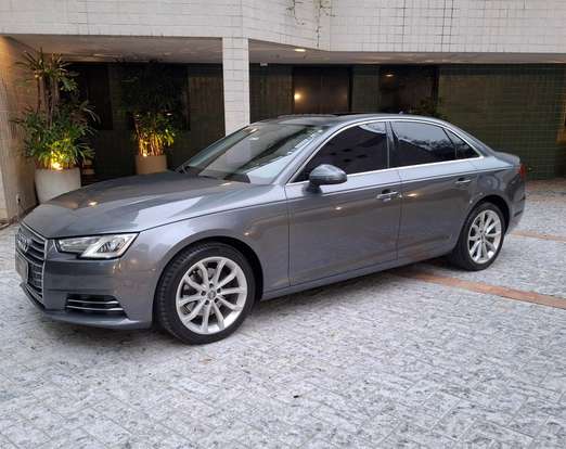 AUDI-A4-2017