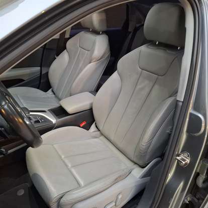 AUDI-A4-2017
