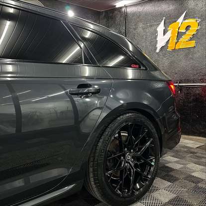 AUDI-A4-2019