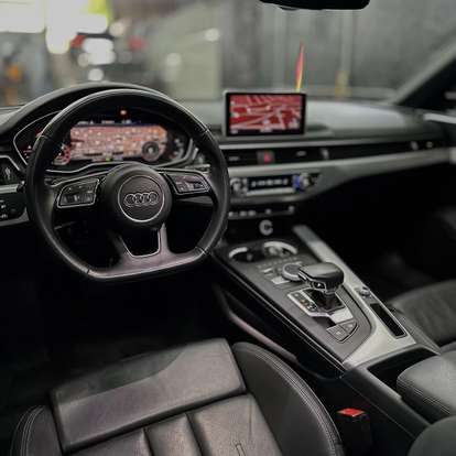 AUDI-A4-2019