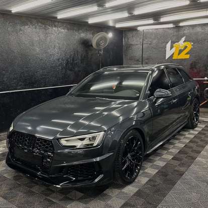 AUDI-A4-2019