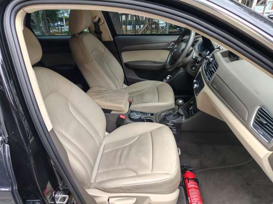 AUDI-Q3-2015