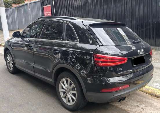 AUDI-Q3-2015
