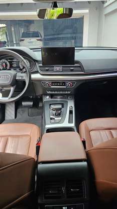AUDI-Q5-2022