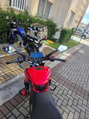 BAJAJ-DOMINAR NS400Z-2025