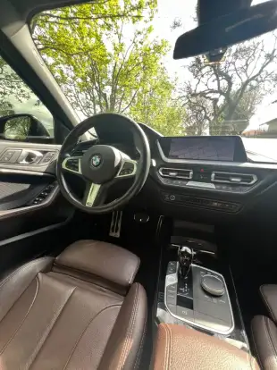 BMW-118i-2024