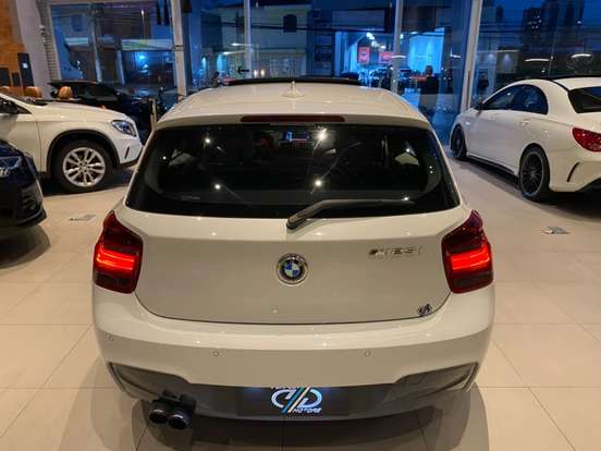 BMW-125i-2.0 M SPORT 16V GASOLINA 4P AUTOMÁTICO BMW-125i-2013