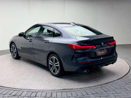 BMW-218i-2020