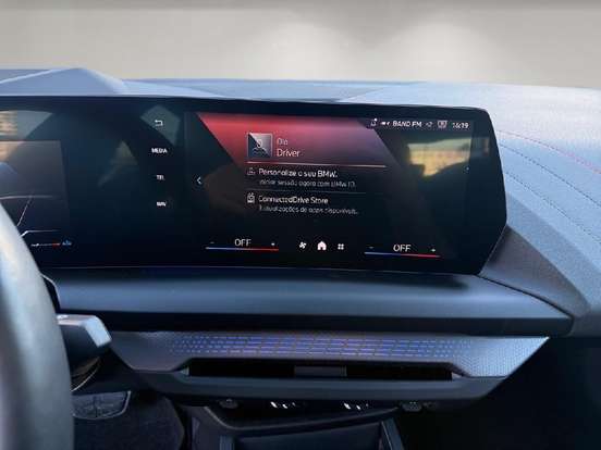 BMW-220i-2025