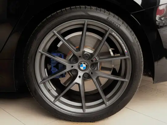 BMW-320i-2.0 16V TURBO FLEX M SPORT 10th ANNIVERSARY EDITION AUTOMÁTICO BMW-320i-2024